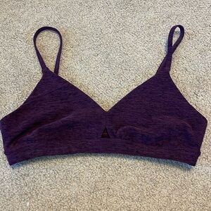 Alo yoga size small